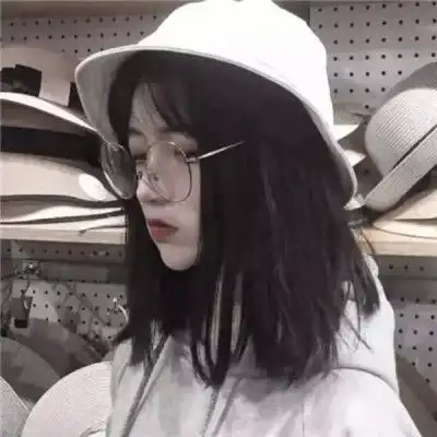 女生头像伤感难过,受伤哭吧哭吧不是罪