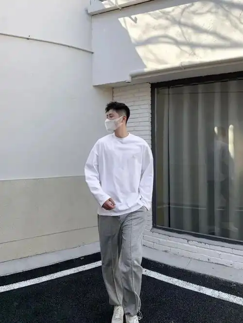 重磅推荐49元抢男士纯棉长袖t恤经久不衰的虎头系列,质感高级