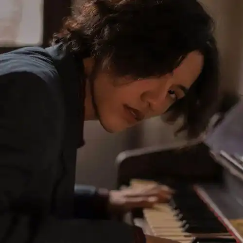 致郁系压抑头像尤宪超