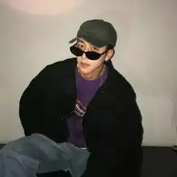 今日头像只能做朋友,遗憾吗