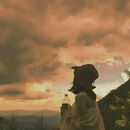 高冷意境女生头像,女人呀冷酷也会让人喜欢的