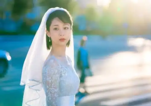 影视剧中最美婚纱造型,杨紫回眸怦然心动,古力娜扎仙出新高度