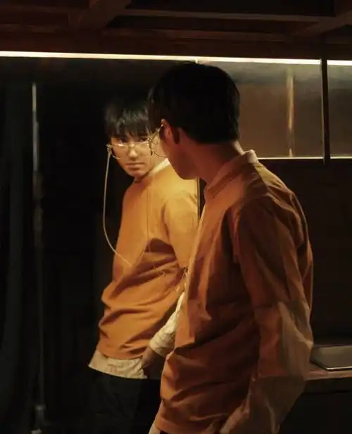 金丝禁欲男神最撩人王俊凯变小狼狗,张艺兴脱离小绵羊