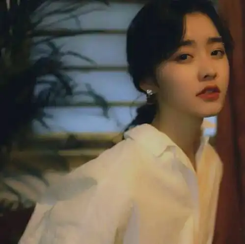 女头我盼望行过万里山河,也盼望你腾讯新闻