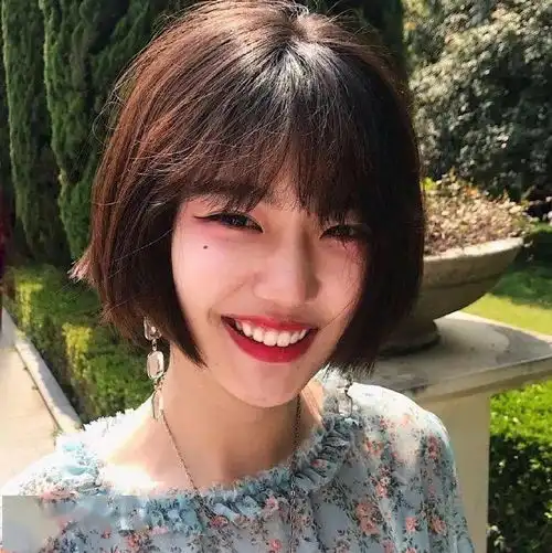 头像元气满满的女生头像