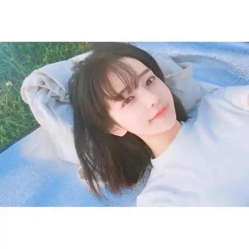 女生唯美清新头像蓝色系