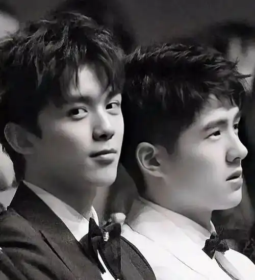 许魏洲男女通吃大s官宣离婚吴磊刘昊然抢资源范丞丞被针对