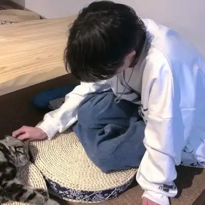 ins小清新文艺范男头是球场晒月男生头像我要个性网