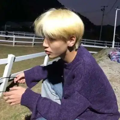 杂系头像我就是不开心了