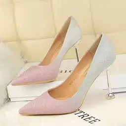 新火了一款网红高跟鞋叫闪变鞋,少女心炸裂,小仙女必备