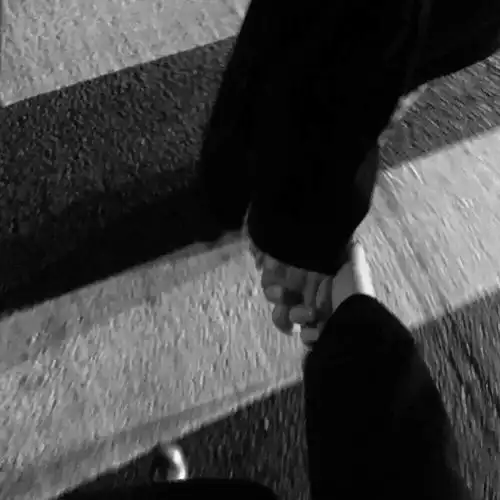 丧系动漫背景图qq空间头