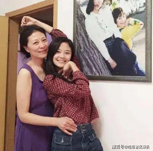 她23岁获得影后,却经历患癌离婚和绑架,今女儿成为其一生的骄傲