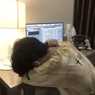 宋知意ins酷帅高冷真人文艺范男生头像我要个性网