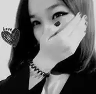 要几张女生qq头像不要非主流唯美有意境的类似于我现在用的这种有黑白的更好没有不勉强