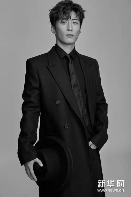 高冷头像黑色系不羁