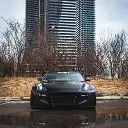 让人有驾驶的欲望全黑改装的日产350z