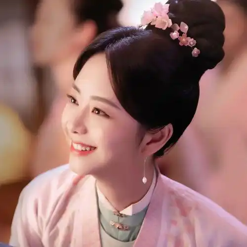 头像精选与春风撞个满怀