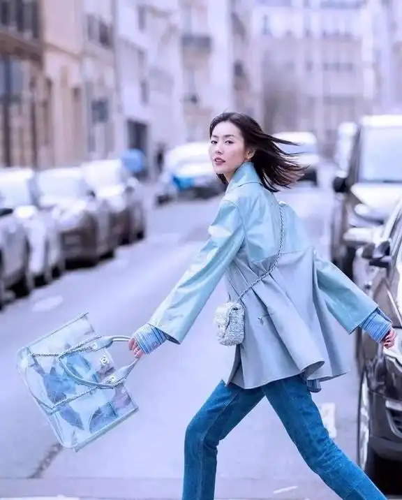 50岁女人以后,建议少穿这三种颜色,邋遢掉档次不说还显老