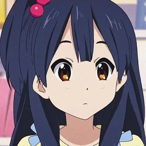 萌系男生的头像络新妇