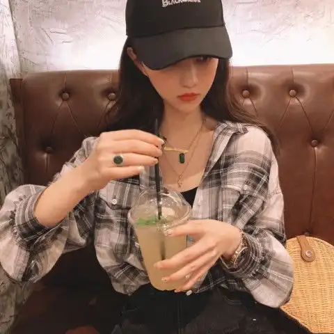 网易云评论女生头像过往一笔勾销,人生短暂,我不活在记忆里