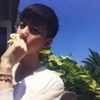 韩系男头像图片大全qq头