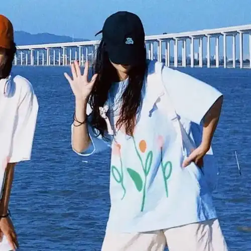 闺蜜头像ins系雎晓雯