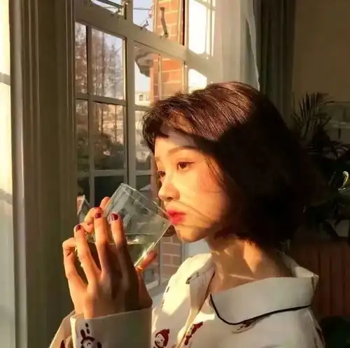 头像偏美系情头