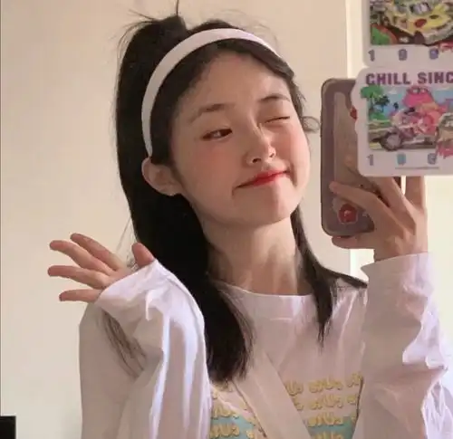 适合有故事的人发的文案