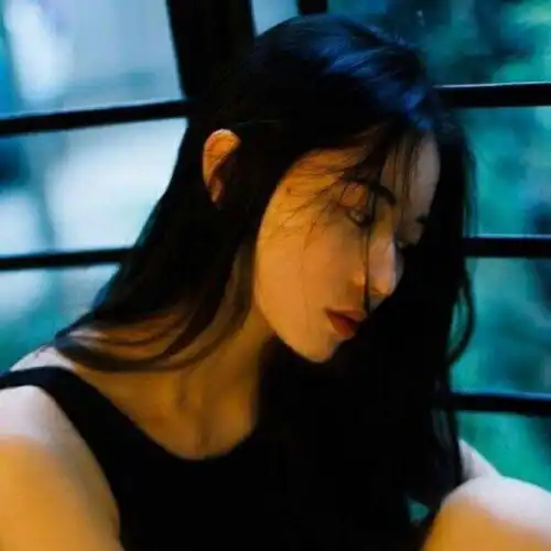 丧系小众头像真人优质女