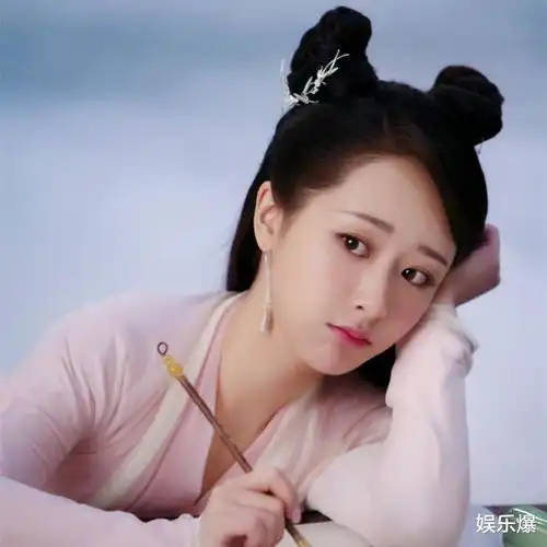 杨紫与欢瑞合约到期不续,沉香如屑成分手费,网友好昂贵