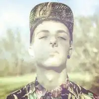 白底男生头像欧美欧美男生霸气拽头像