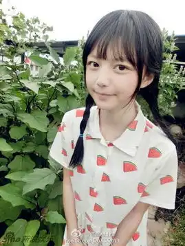 大眼软妹萌萌哒激似何炅