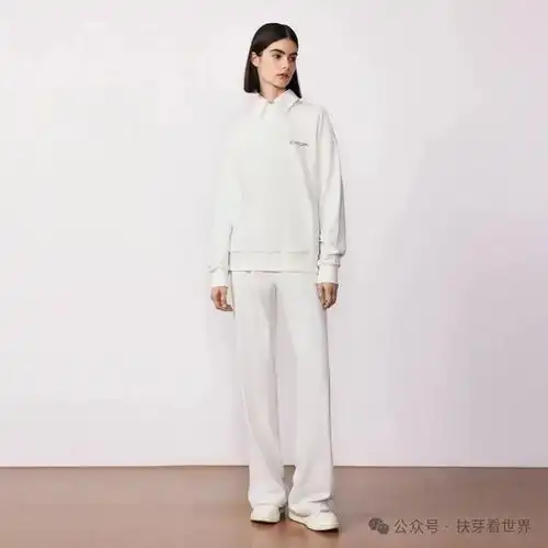 秋日10套白色系搭配,清爽又干净
