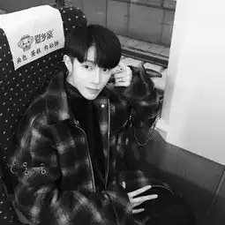 酷拽帅气的男生头像主宰稳场