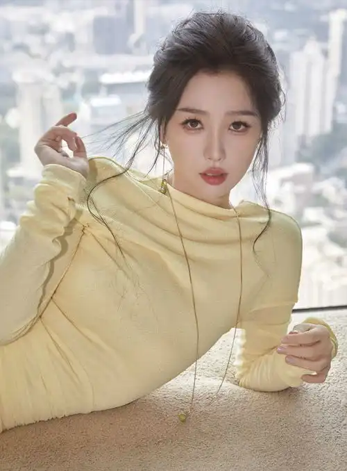 本周时尚资讯感受时尚与自然的共生