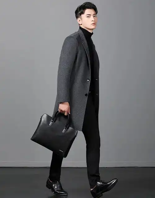 春天穿大衣别学韩国男生,太娘看欧美人的3种穿法,帅到骨子里