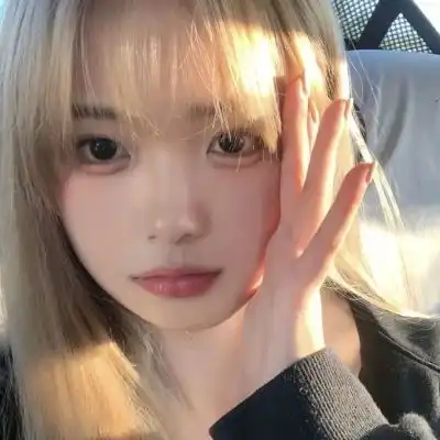 纯欲风ins女生头像动漫