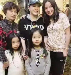 赵薇近照爆光,不仅自己身家过亿哥哥赵健也成土豪