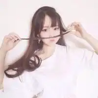 情侣接吻头像一对眼睛里充满了,可是还是要对你笑