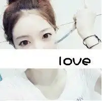 qq头像白色男生女生是这个,帮帮我啦