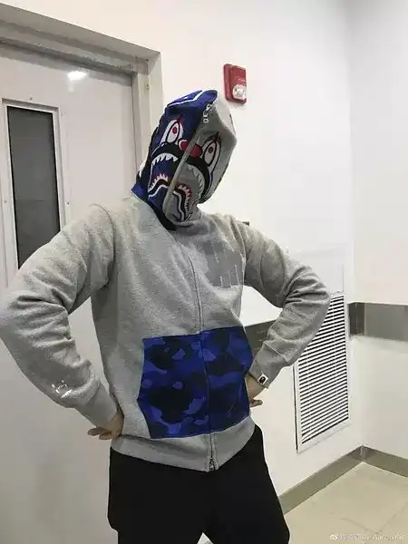 炎亚纶的图片