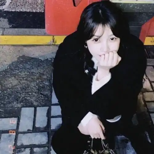 风格ins女头治愈系