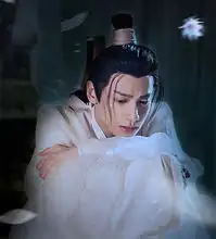 玄幻剧中让人惊艳的不止女主,气质犹仙的古装男大有人在