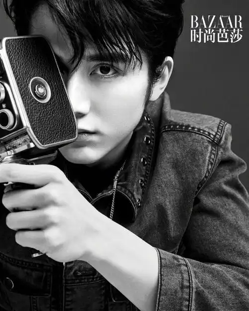 看到时尚芭莎的这些照片,你就知道张新成为什么会红了