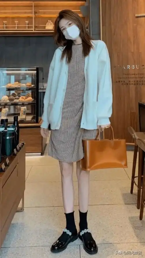 穿搭丨18套简单实用的韩系早秋穿搭,微胖小个子女生看过来啦