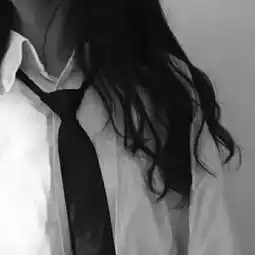 黑色系女生头像