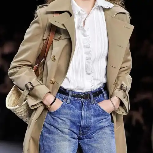 适合黄皮的秋冬大地色系,显白又高级