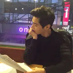 动漫韩系男生头像毕雯珺