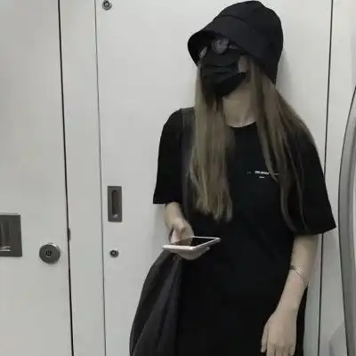 丧系头像真人女不露脸优