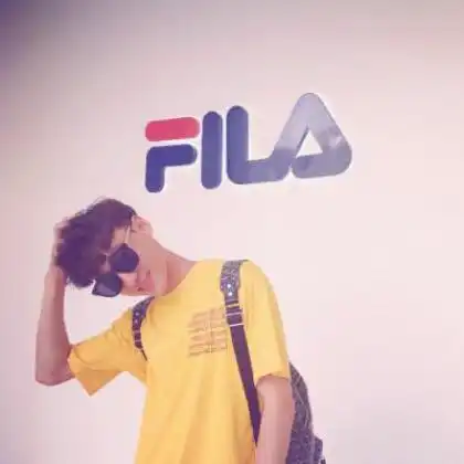 2020扣扣个性情侣头像两张一组,甘愿给你我所有有的温暖